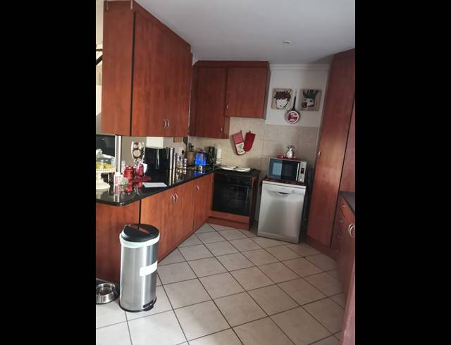 2 BEDROOM TOWNHOUSE FOR SALE IN ANNLIN